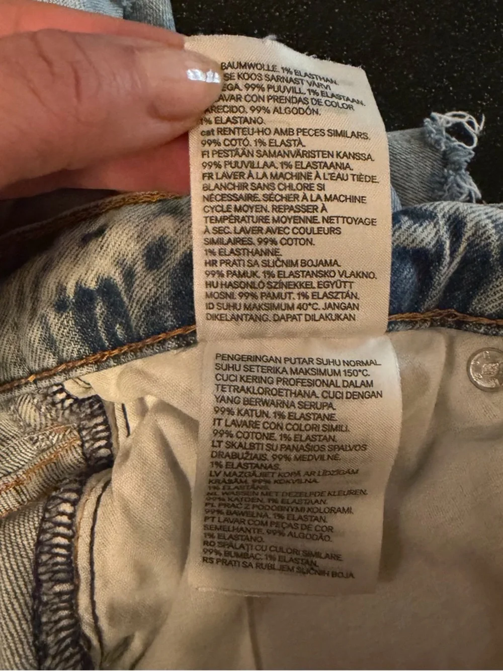 H&M denim shorts in blue color